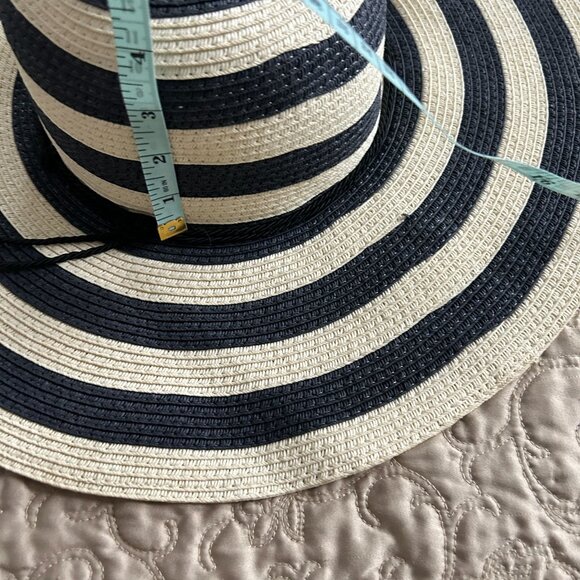 Sun Hat Beach - Navy Blue Stripe Hat - Beachy Classic Elegant - Picture 7 of 13